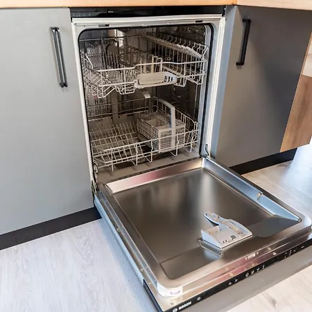 Apartmán Mohost Pink - Luxurious Mountain View Retreat *